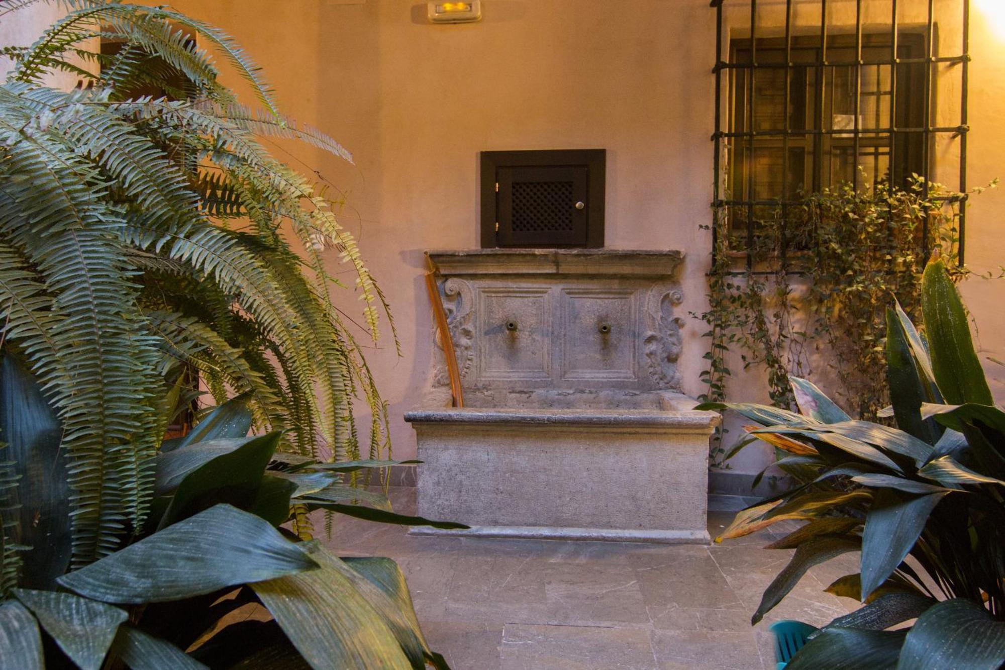 Magic Alhambra Retreat Apartment Granada Bagian luar foto